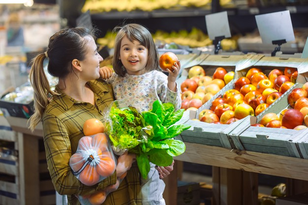 investir em uma alimentação saudável na infância